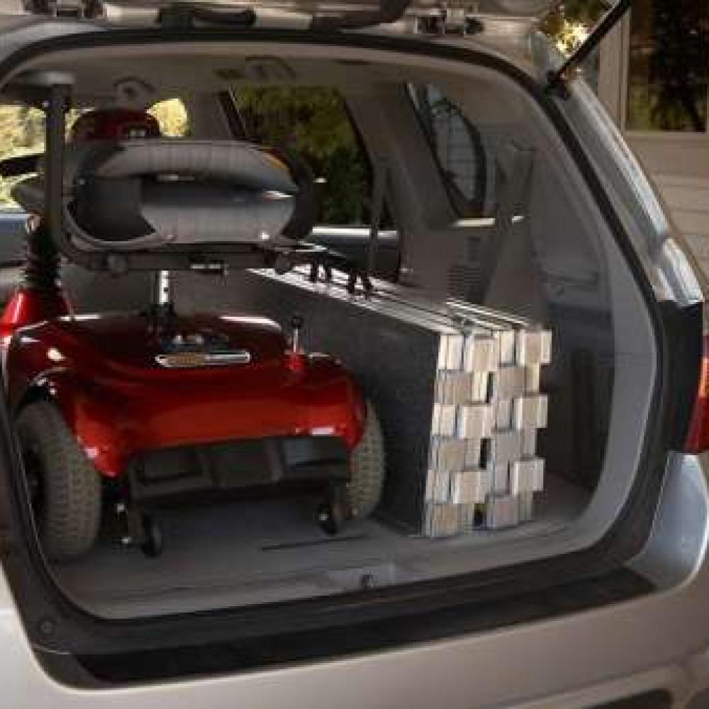 suitcase-trifold-as-ramp-folded